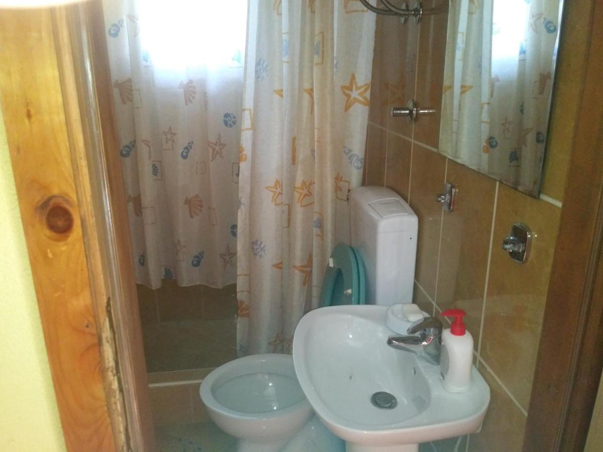 Ribarska Vila Donje Lohovo Exteriör bild