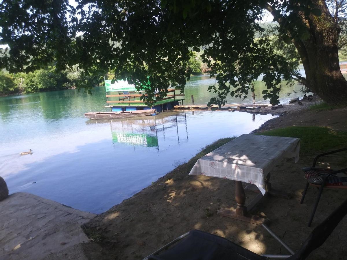 Ribarska Vila Donje Lohovo Exteriör bild